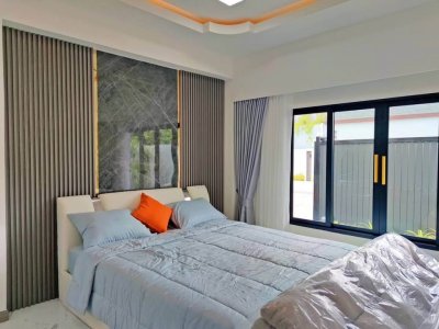 12R0531 ให้เช่า pool villa 3 ห้องนอน 5 ห้องน้ำ ราคา 90,000/เดือน โซนถลาง