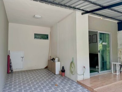 12R0538 ให้เช่าบ้านแฝดสองชั้น 3 ห้องนอน 2 ห้องน้ำ ราคา 18,500/เดือน โซนถลาง