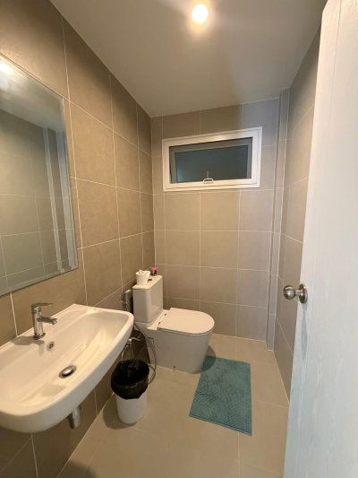 12R0543 ให้เช่าบ้านแฝดสองชั้น 3 ห้องนอน 3 ห้องน้ำ ราคา 35,000/เดือน โซนถลาง