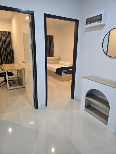 12R0544 ให้เช่าบ้านแฝดสองชั้น 3 ห้องนอน 2 ห้องน้ำ ราคา 25,000/เดือน โซนถลาง