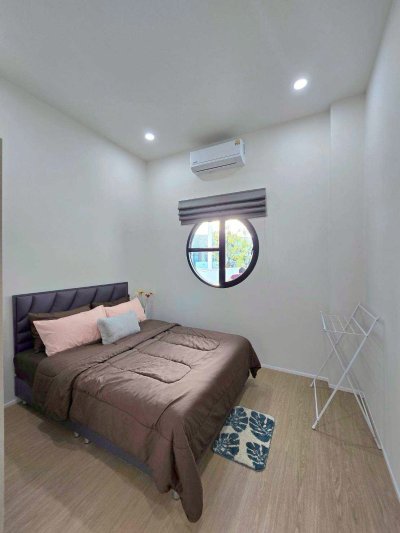 12R0548 ให้เช่าบ้านแฝดชั้นเดียว 2 ห้องนอน 2 ห้องน้ำ ราคา 30,000/เดือน โซนถลาง