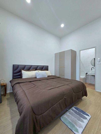 12R0548 ให้เช่าบ้านแฝดชั้นเดียว 2 ห้องนอน 2 ห้องน้ำ ราคา 30,000/เดือน โซนถลาง