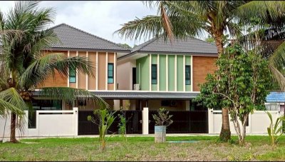 12R0550 This house for rent 4 bedroom 3 bathroom 45,000/month at thalang