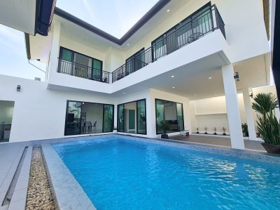 12R0552 Pool villa for rent 3 bedroom 4 bathroom 240,000/month at thalang