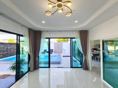 12R0552 Pool villa for rent 3 bedroom 4 bathroom 240,000/month at thalang