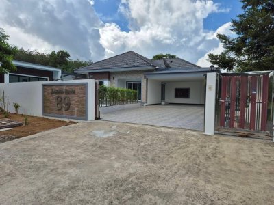 12R0557 Pool villa for rent 3 bedroom 2 bathroom 90,000/month at thalang