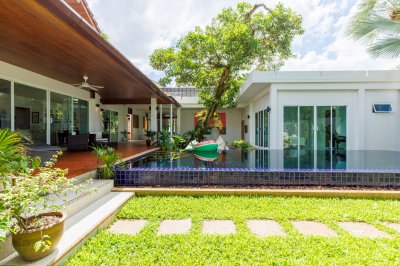 12R0558 Pool villa for rent 3 bedroom 3 bathroom 130,000/month at thalang