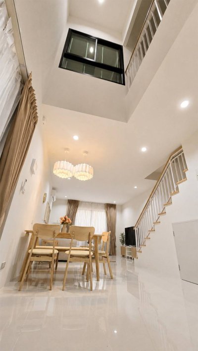 12R0559 ให้เช่าบ้านแฝดสองชั้น 3 ห้องนอน 3 ห้องน้ำ ราคา 48,000/เดือน โซนถลาง