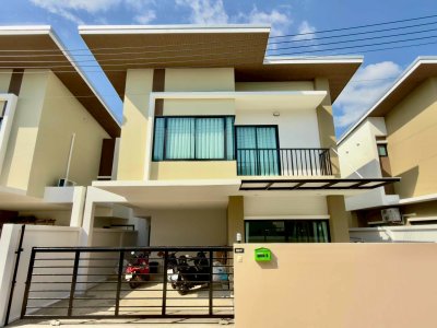 12R0563 This house for rent 4 bedroom 3 bathroom 55,000/month at thalang