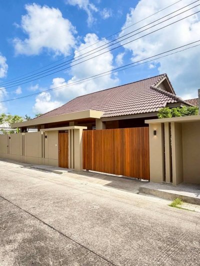 12R0564 Pool villa for rent 3 bedroom 4 bathroom 75,000/month at thalang