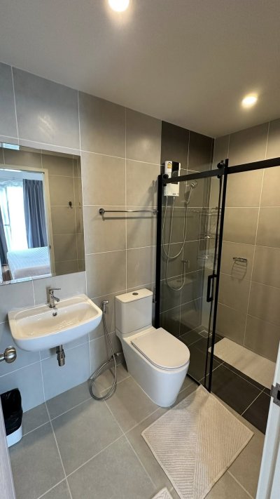 12R0572 ให้เช่าบ้านแฝดสองชั้น 3 ห้องนอน 3 ห้องน้ำ ราคา 38,000/เดือน โซนถลาง