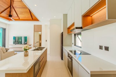 12R0573 ให้เช่า pool villa 3 ห้องนอน 3 ห้องน้ำ ราคา 150,000/เดือน โซนถลาง