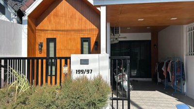 12R0575 ให้เช่าบ้านแฝดชั้นเดียว 2 ห้องนอน 1 ห้องน้ำ ราคา 25,000/เดือน โซนถลาง