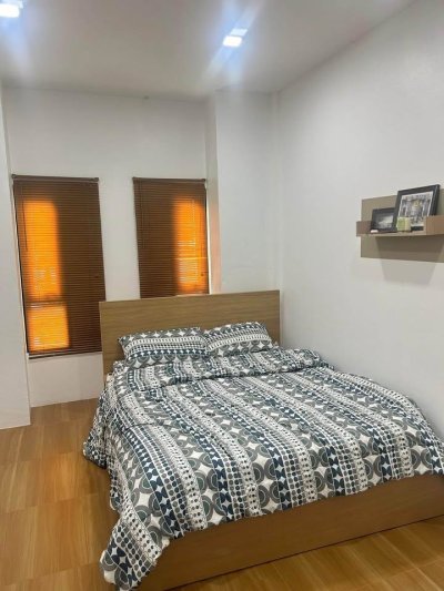 12R0575 ให้เช่าบ้านแฝดชั้นเดียว 2 ห้องนอน 1 ห้องน้ำ ราคา 25,000/เดือน โซนถลาง