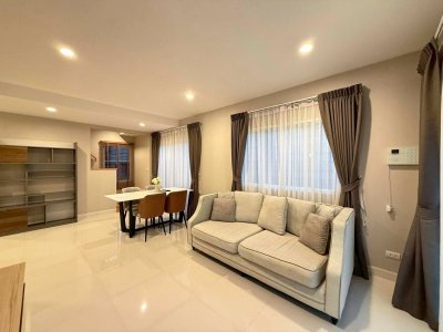 12R0579 ให้เช่าบ้านเดี่ยวสองชั้น 3 ห้องนอน 2 ห้องน้ำ ราคา 38,000/เดือน โซนถลาง