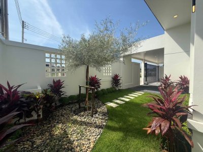 12R0580 ให้เช่าบ้านเดี่ยวชั้นเดียว 2 ห้องนอน 3 ห้องน้ำ ราคา 55,000/เดือน โซนถลาง