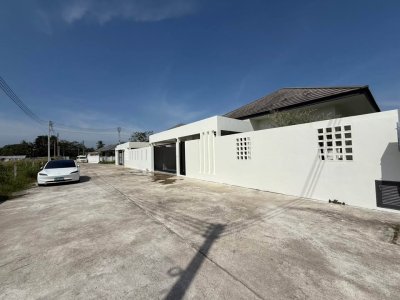 12R0580 ให้เช่าบ้านเดี่ยวชั้นเดียว 2 ห้องนอน 3 ห้องน้ำ ราคา 55,000/เดือน โซนถลาง