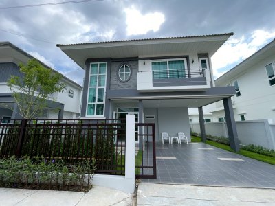 12R0590 This house for rent 4 bedroom 3 bathroom 90,000/month at thalang