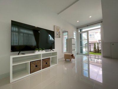 12R0590 This house for rent 4 bedroom 3 bathroom 90,000/month at thalang