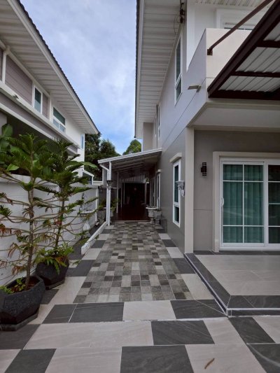 12R0596 This house for rent 3 bedroom 3 bathroom 65,000/month at thalang