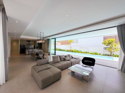 12R0604 Pool villa for rent 5 bedroom 5 bathroom 330,000/month at thalang
