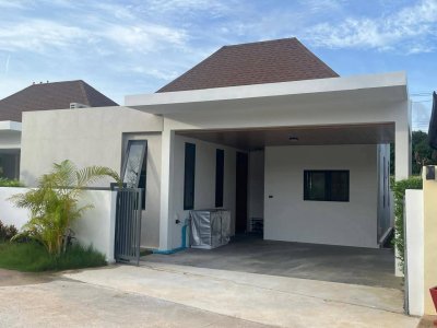 12R0608 Pool villa ให้เช่า 2 ห้องนอน 2 ห้องน้ำ ราคา 65,000/เดือน โซนถลาง