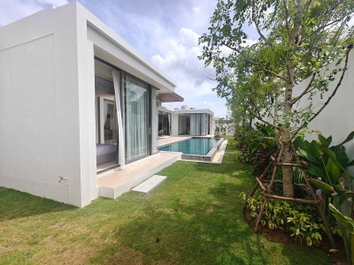 12R0615 ให้เช่า pool villa 3 ห้องนอน 3 ห้องน้ำ ราคา 180,000/เดือน โซนถลาง