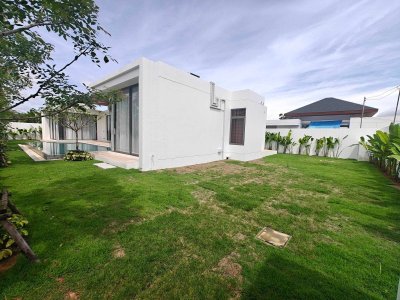 12R0615 ให้เช่า pool villa 3 ห้องนอน 3 ห้องน้ำ ราคา 180,000/เดือน โซนถลาง