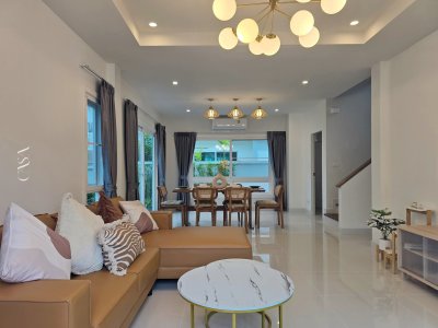 12R0625 ให้เช่าบ้านเดี่ยวสองชั้น 4 ห้องนอน 3 ห้องน้ำ ราคา 65,000/เดือน โซนถลาง