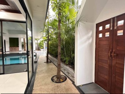 12R0626 Pool villa for rent 3 bedroom 5 bathroom 70,000/month at thalang