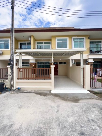 12S0091 This house for sale 2,650,000 baht 3 bedrooms 3 bathrooms location at thalang
