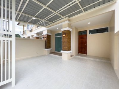 12S0091 This house for sale 2,650,000 baht 3 bedrooms 3 bathrooms location at thalang