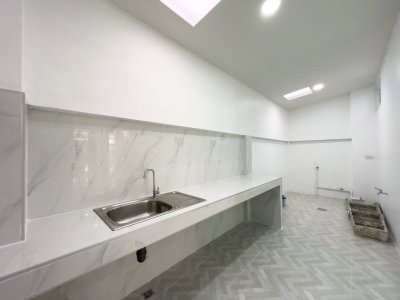 12S0091 This house for sale 2,650,000 baht 3 bedrooms 3 bathrooms location at thalang