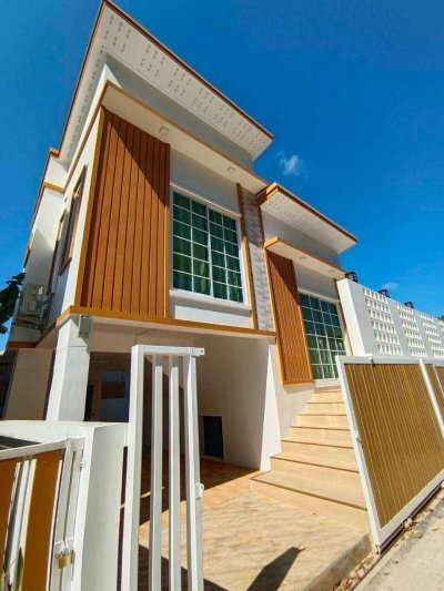 12S0105 This house for sale 3bedroom 3bathroom 5,890,000 baht at thalang