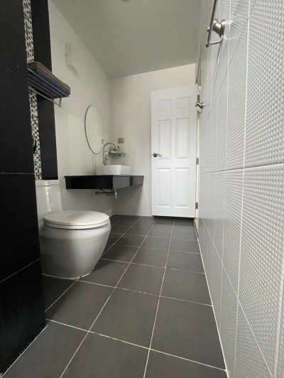 12S0106 ขายพูลวิลล่า ราคา 20,000,000 บาท 3 ห้องนอน 4 ห้องน้ำ โซนถลาง