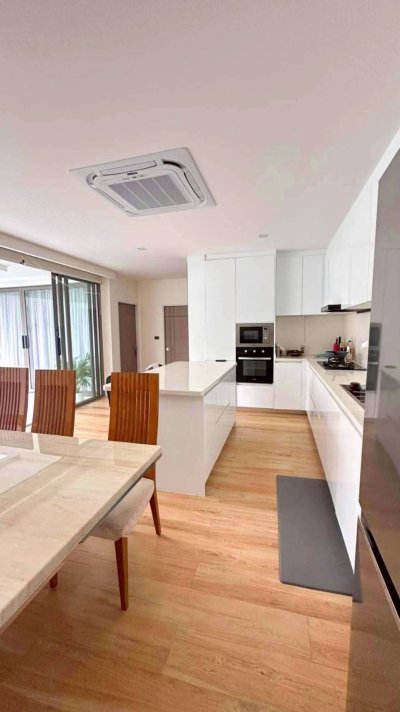 12S0135 ขายพูลวิลล่า ราคา 13,800,000 บาท 3 ห้องนอน 3 ห้องน้ำ โซนถลาง 12S0135 ขายพูลวิลล่า ราคา 13,800,000 บาท 3 ห้องนอน 3 ห้องน้ำ โซนถลาง