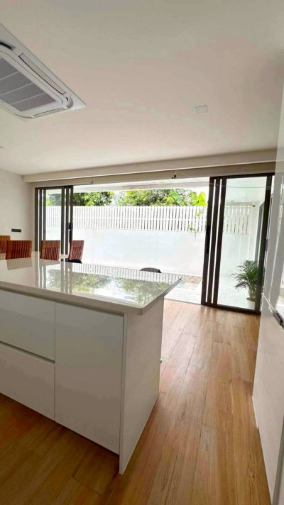 12S0135 ขายพูลวิลล่า ราคา 13,800,000 บาท 3 ห้องนอน 3 ห้องน้ำ โซนถลาง 12S0135 ขายพูลวิลล่า ราคา 13,800,000 บาท 3 ห้องนอน 3 ห้องน้ำ โซนถลาง