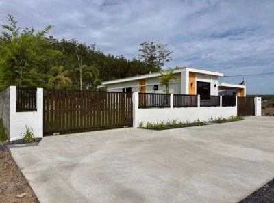 12S0138 This house for sale 7,999,999 baht 2 bedroom 2 bathroom located at thalang