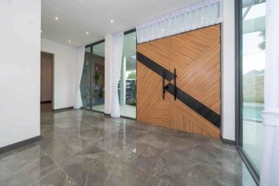 12S0143 Pool villa for sale 24,000,000 baht 4 bedroom 5 bathroom at thalang 12S0143 Pool villa for sale 24,000,000 baht 4 bedroom 5 bathroom at thalang