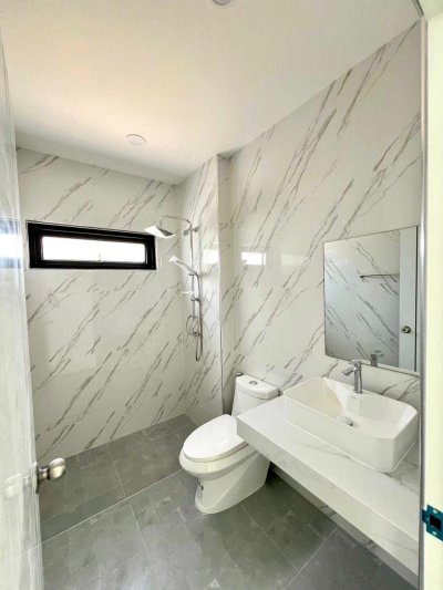 12S0153 ขายบ้านเดี่ยวสองชั้นราคา 3,790,000 บาท 3 ห้องนอน 2 ห้องน้ำ โซนถลาง 12S0153 ขายบ้านเดี่ยวสองชั้นราคา 3,790,000 บาท 3 ห้องนอน 2 ห้องน้ำ โซนถลาง