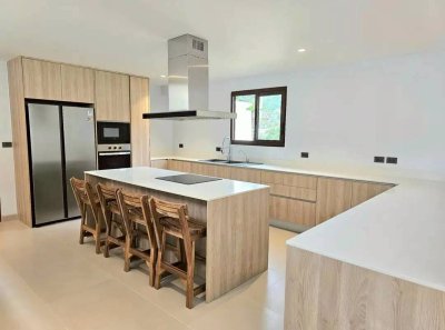 12S0157 ขายพูลวิลล่า ราคา 39,900,000 บาท 5 ห้องนอน 4 ห้องน้ำ โซนถลาง