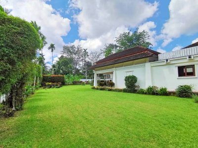 12S0157 ขายพูลวิลล่า ราคา 39,900,000 บาท 5 ห้องนอน 4 ห้องน้ำ โซนถลาง 12S0157 ขายพูลวิลล่า ราคา 39,900,000 บาท 5 ห้องนอน 4 ห้องน้ำ โซนถลาง