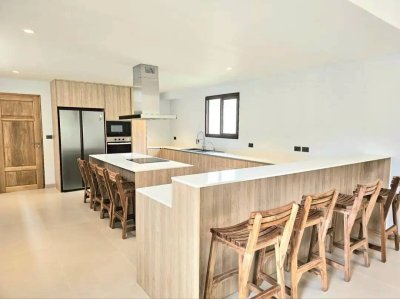 12S0157 ขายพูลวิลล่า ราคา 39,900,000 บาท 5 ห้องนอน 4 ห้องน้ำ โซนถลาง