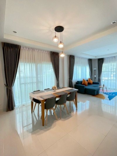 12S0163 This house for sale 9,450,000 baht 4 bedroom 3 bathroom at thalang