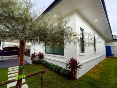 12S0164 This house for sale 5,990,000 baht 2 bedroom 3 bathroom at thalang