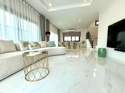 12S0197 This house for sale 16,000,000 baht 4 bedroom 6 bathroom at thalang