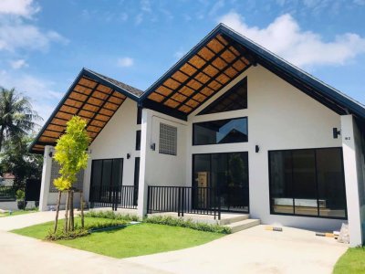 13R0001 This house for rent 2 bedroom 1 bathroom 20,000/month in paklok,thalang
