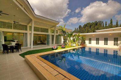 13R0043 This pool villa 3bedroom 3bathroom with swimming 99,000/month the house location at Paklok,thalang