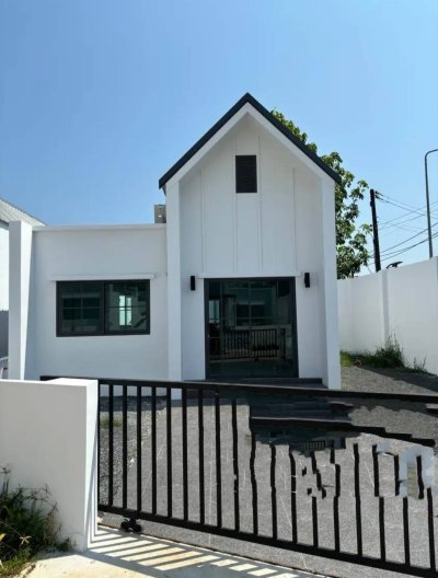 13R0127 This house for rent 2bedrooms 1bathroom 30,000/month at paklok,thalang