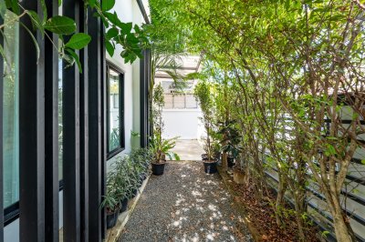 13R0128 This house for rent 3bedrooms 2bathrooms 40,000/month at paklok